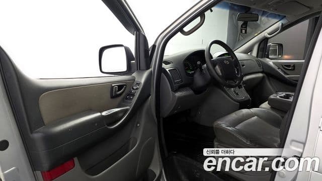 Hyundai Grand Starex CVX Premium, 2009 11