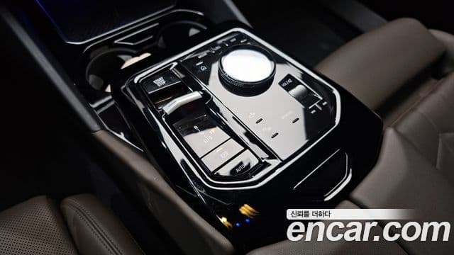 BMW 5시리즈 (G60) 520i M Sport, 2024 9