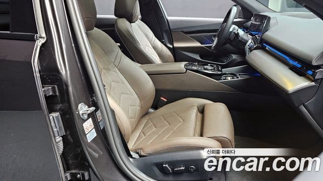 BMW 5시리즈 (G60) 520i M Sport, 2024 10