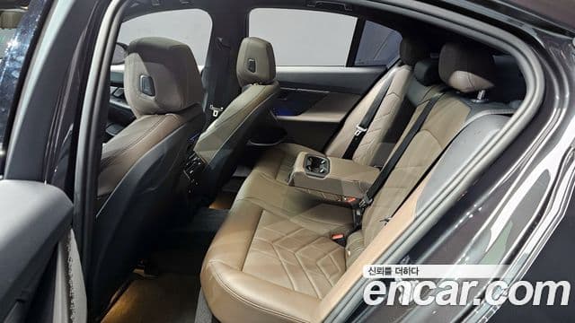 BMW 5시리즈 (G60) 520i M Sport, 2024 13