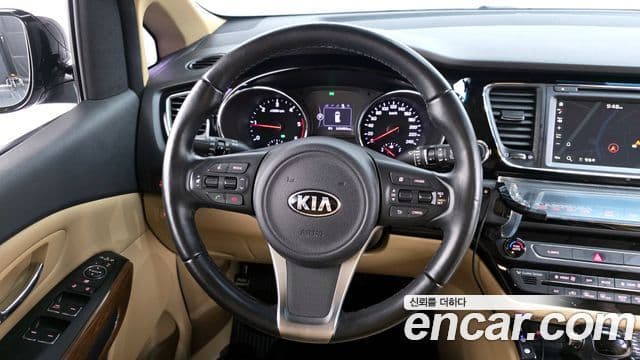 Kia All New Carnival Prestige, 2016 13