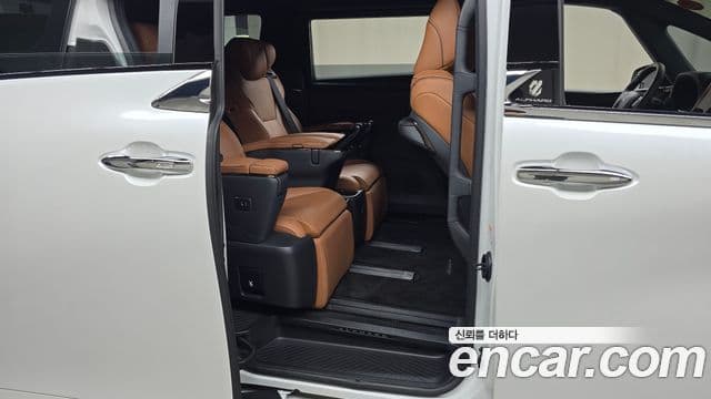 Toyota Alphard 4세대 2.5 HEV Executive AWD, 2024 12