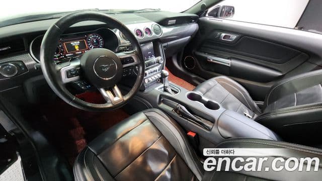 Ford Mustang купе, 2019 7