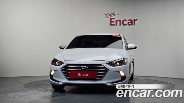 Hyundai Avante AD 1.6 GDI Value Plus, 2018 3