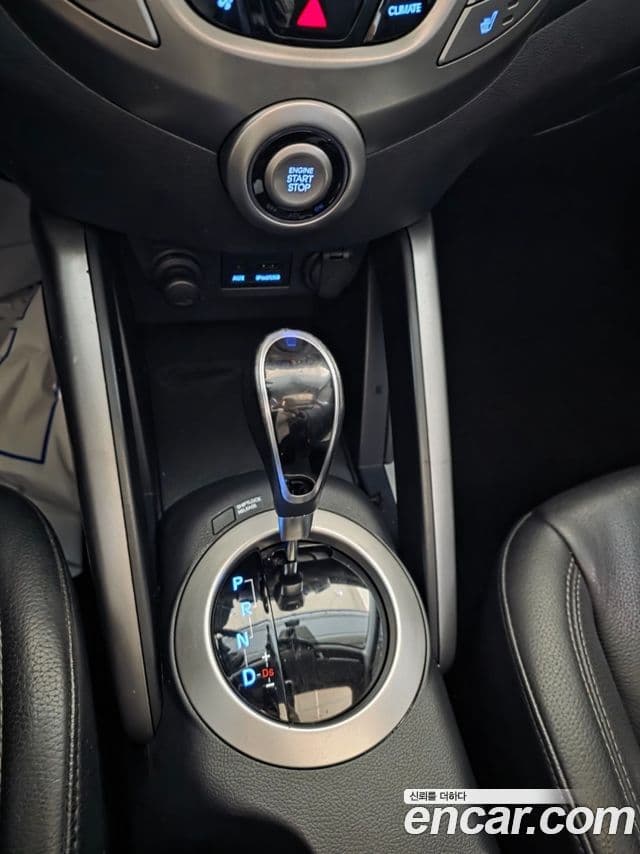 Hyundai Veloster DCT팩, 2013 9