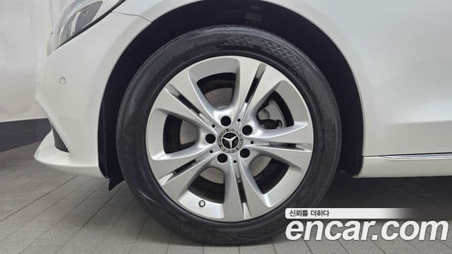 Mercedes-Benz C-класс W205 C220 d 4MATIC, 2018 все фото