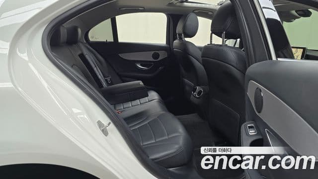 Mercedes-Benz C-класс W205 C220 d 4MATIC, 2018 12