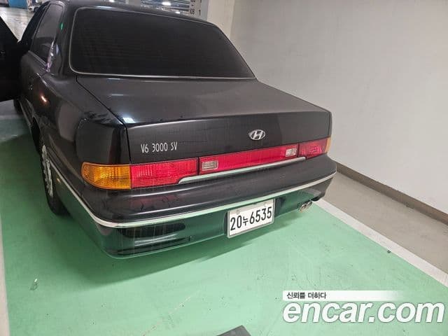 Hyundai 다이너스티 Signature, 2002 7
