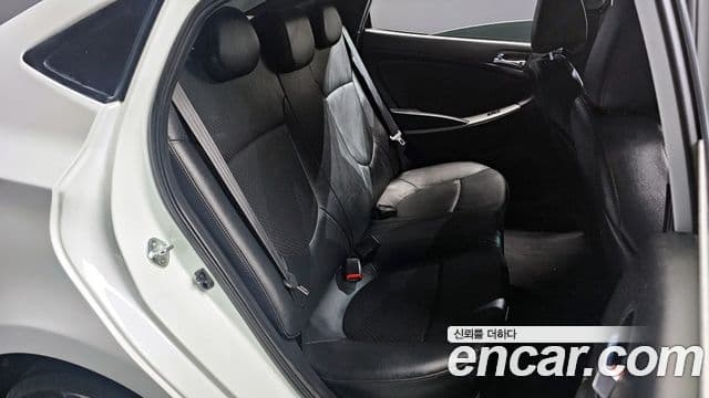 Hyundai Accent(новый кузов / новое поколение) Modern, 2014 12