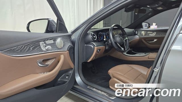 Mercedes-Benz E-класс W213 Avantgarde, 2022 10