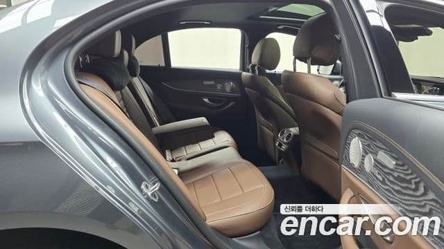 Mercedes-Benz E-класс W213 Avantgarde, 2022 12