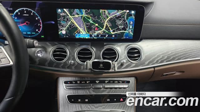 Mercedes-Benz E-класс W213 Avantgarde, 2022 14