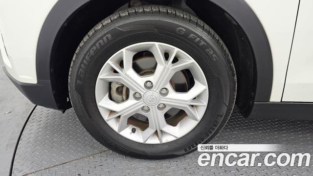 KG모빌리티(SsangYong) Berry New Tivoli V3, 2022 все фото