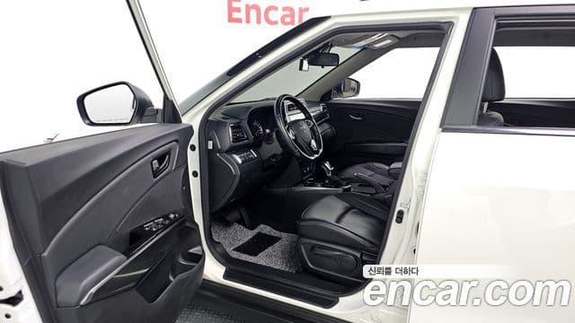 KG모빌리티(SsangYong) Berry New Tivoli V3, 2022 10