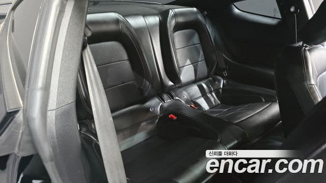 Ford Mustang купе, 2019 12