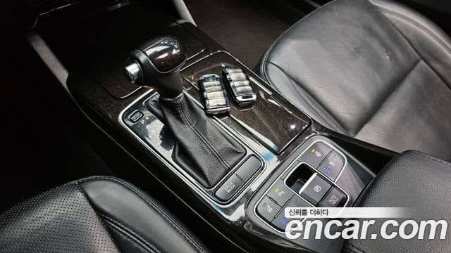 Kia The / новый New K7 Prestige Special, 2013 9