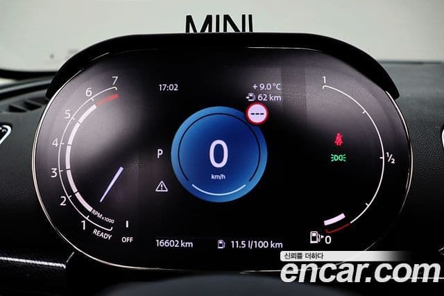 Mini Cooper 클럽맨 2세대, 2024 12