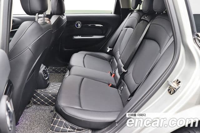 Mini Cooper 클럽맨 2세대, 2024 16