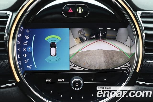 Mini Cooper 클럽맨 2세대, 2024 18