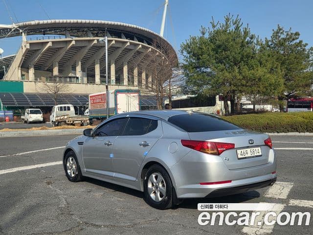 Kia K5 LPI Deluxe, 2013 4