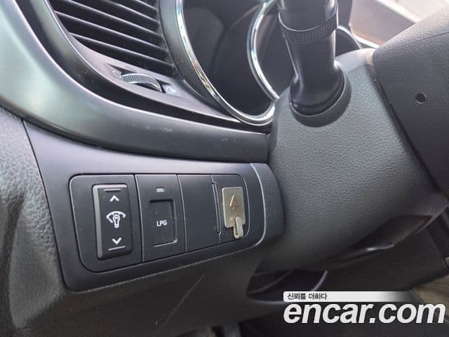 Kia K5 LPI Deluxe, 2013 14