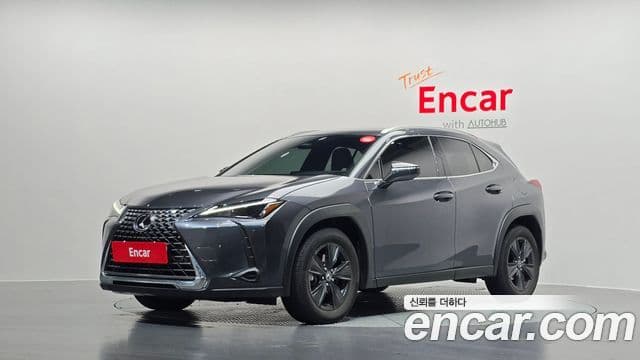 Lexus UX300h, 2026 1