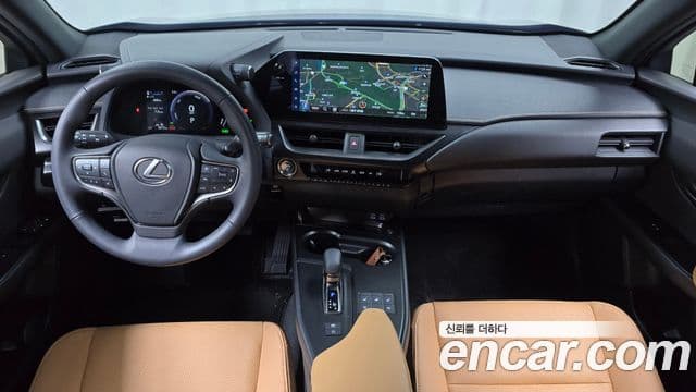 Lexus UX300h, 2026 7