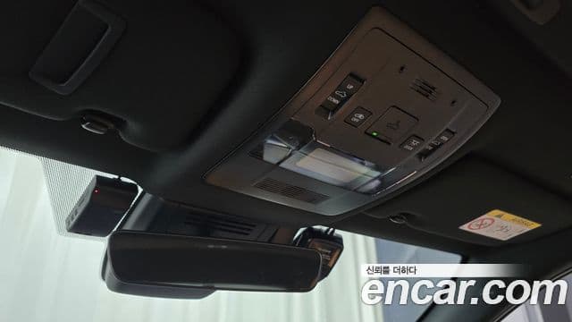 Lexus UX300h, 2026 19