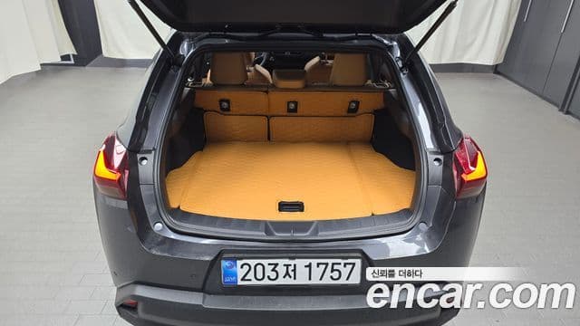 Lexus UX300h, 2026 20