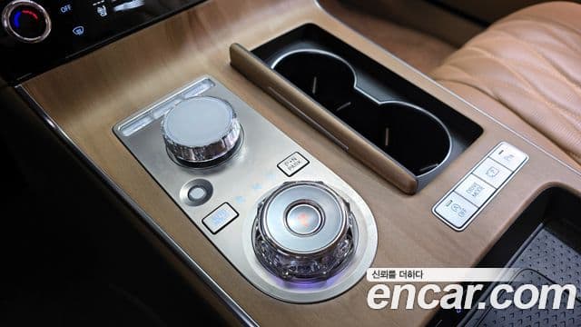 Genesis G80 (RG3) бензин 3.5 турбо AWD, 2025 9