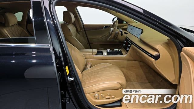 Genesis G80 (RG3) бензин 3.5 турбо AWD, 2025 11