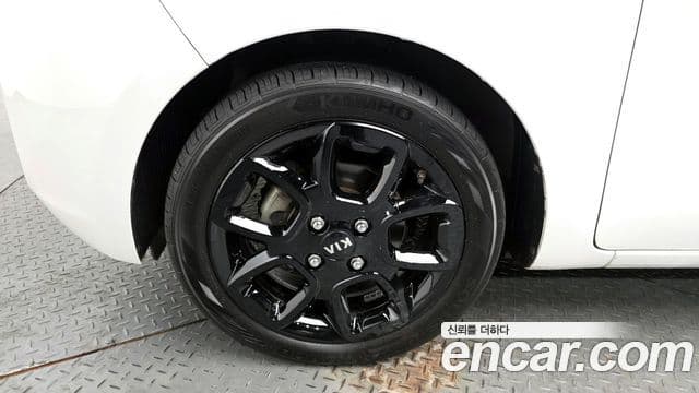 Kia The / новый New Ray Luxury, 2018 все фото