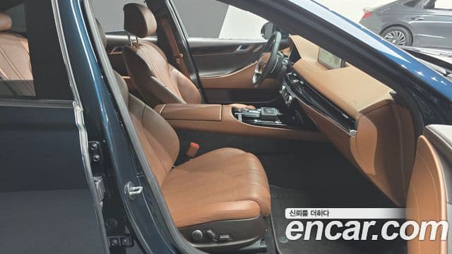 Genesis G80 (RG3) бензин 2.5 турбо 2WD, 2022 10