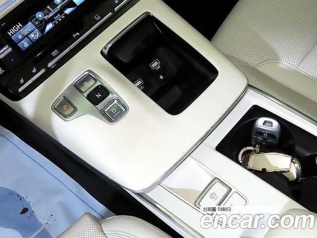 Hyundai The / новый New Grandeur IG гибрид Le Blanc, 2023 12