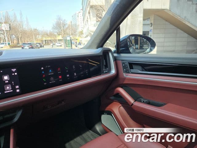 Porsche Cayenne (PO536) 4.0 GTS купе, 2025 13