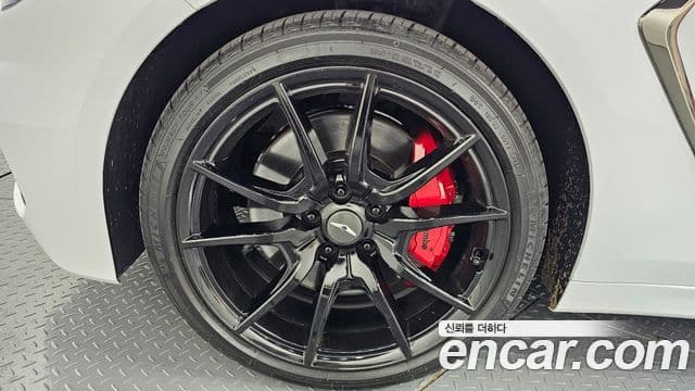 Genesis G70 Supreme, 2018 все фото