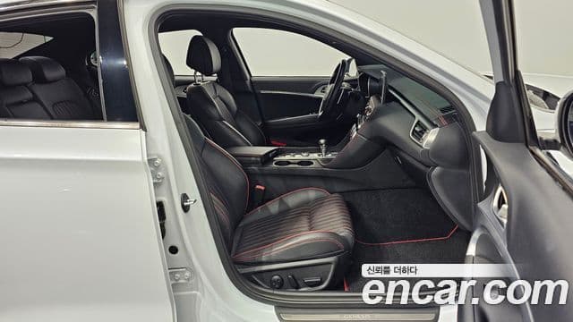 Genesis G70 Supreme, 2018 10