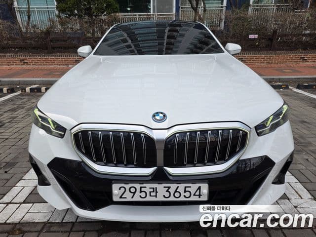 BMW 5시리즈 (G60) 530e M Sport, 2024 2