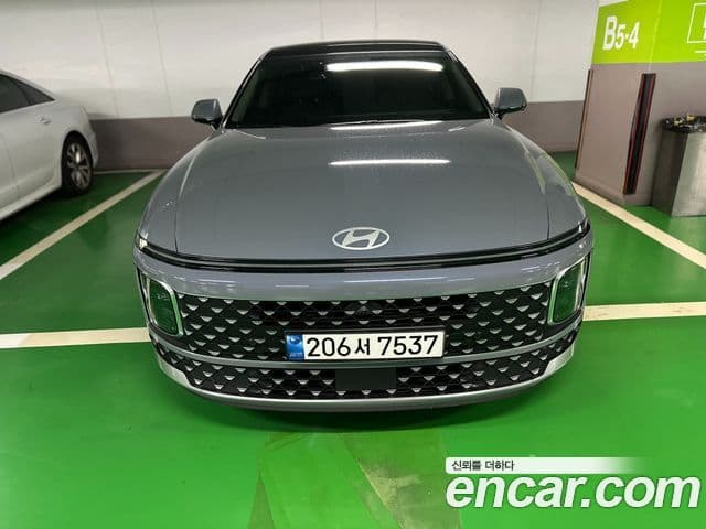 Hyundai Grandeur (GN7) Exclusive, 2025 4