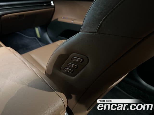 Hyundai Grandeur (GN7) Exclusive, 2025 14