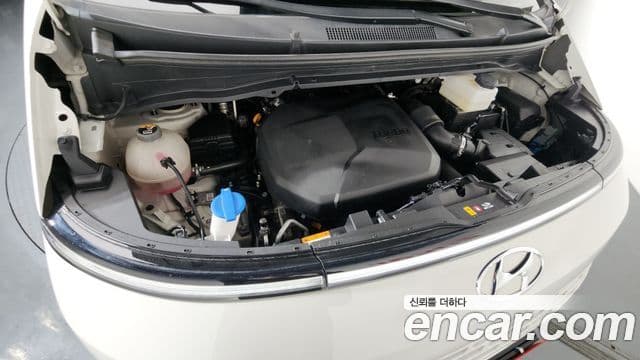 Hyundai Staria Modern, 2023 6