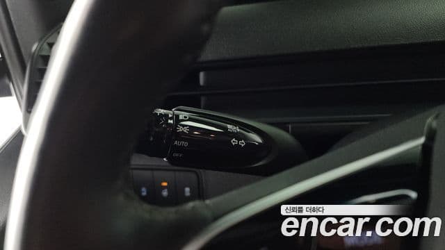 Hyundai Staria Modern, 2023 15