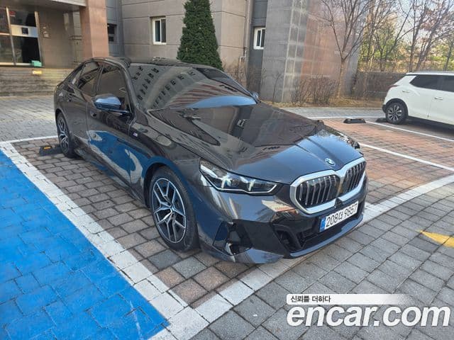 BMW 5시리즈 (G60) 520i M Sport, 2025 2