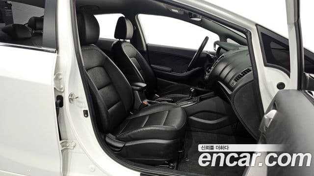 Kia K3 Luxury, 2015 10