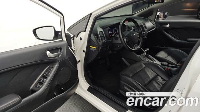 Kia K3 Luxury, 2015 11