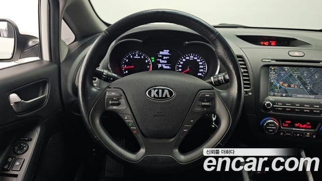 Kia K3 Luxury, 2015 13