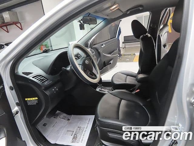 Hyundai Accent(новый кузов / новое поколение) Premier, 2015 20
