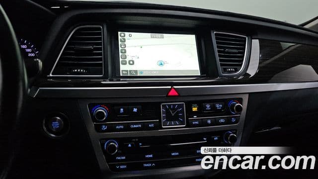 Genesis G80 Luxury, 2018 17