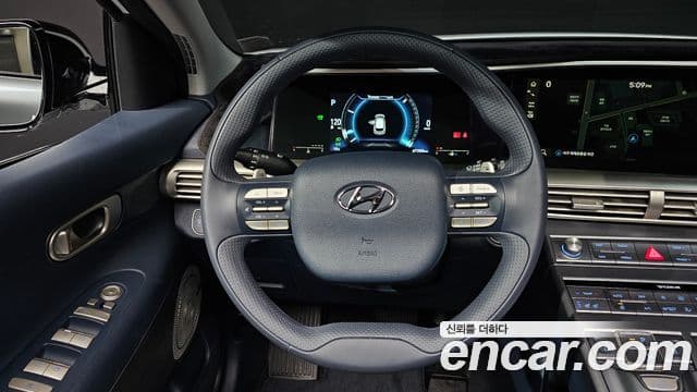 Hyundai NEXO Premium, 2020 13