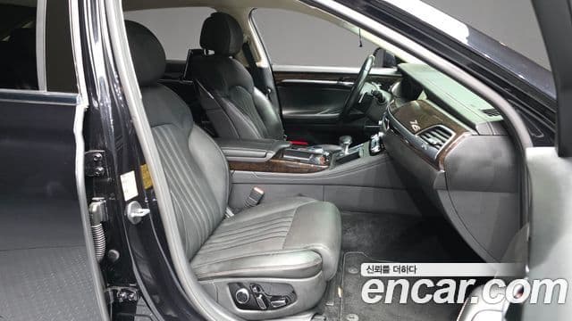 Genesis G90 Premium Luxury, 2021 11